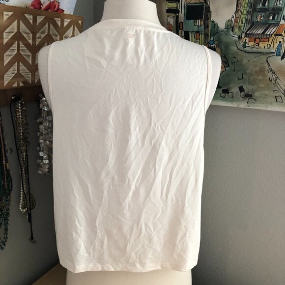 Fabletics Carter Swing Tank Top - Picture 4 of 8